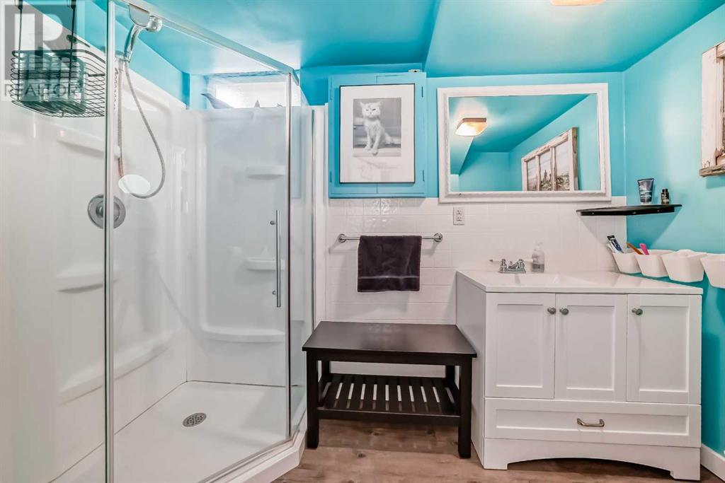 811 71 Avenue NW, Calgary, Alberta