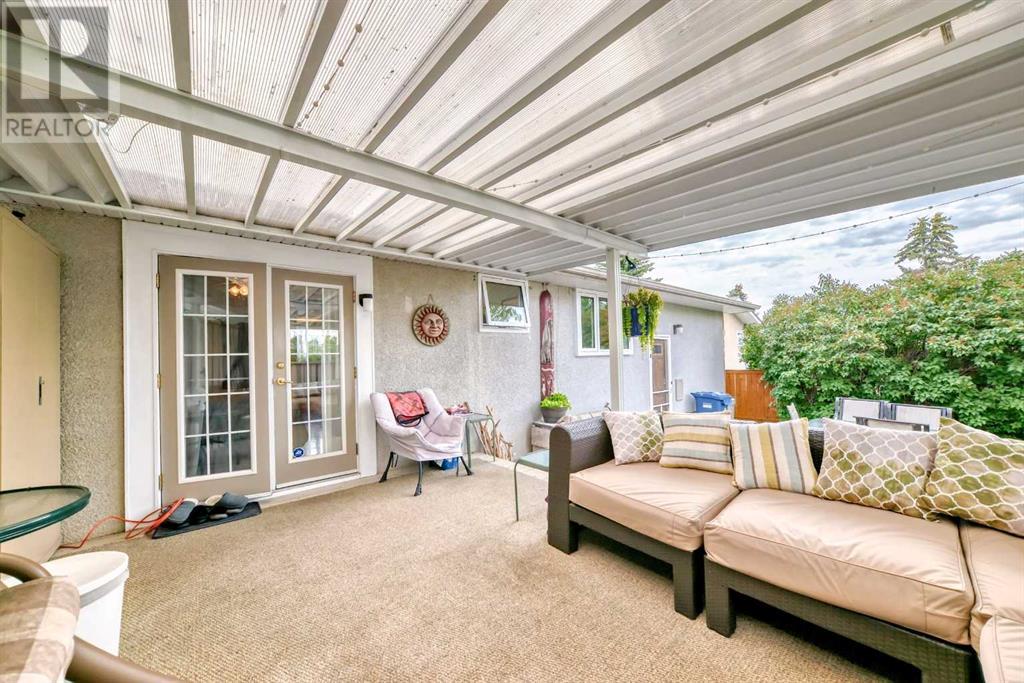 Single Family House Bungalow for Sale in   Avenue NW Huntington Hills Calgary 