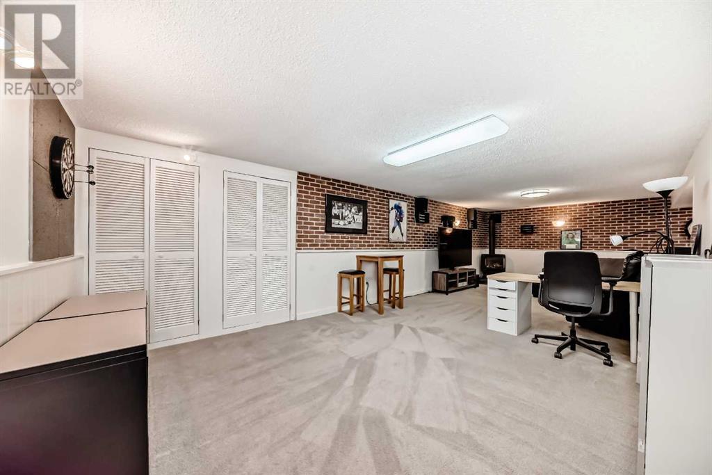 Single Family House Bungalow for Sale in   Avenue NW Huntington Hills Calgary 