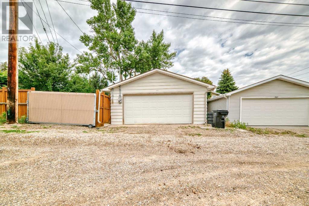 Single Family House Bungalow for Sale in   Avenue NW Huntington Hills Calgary 