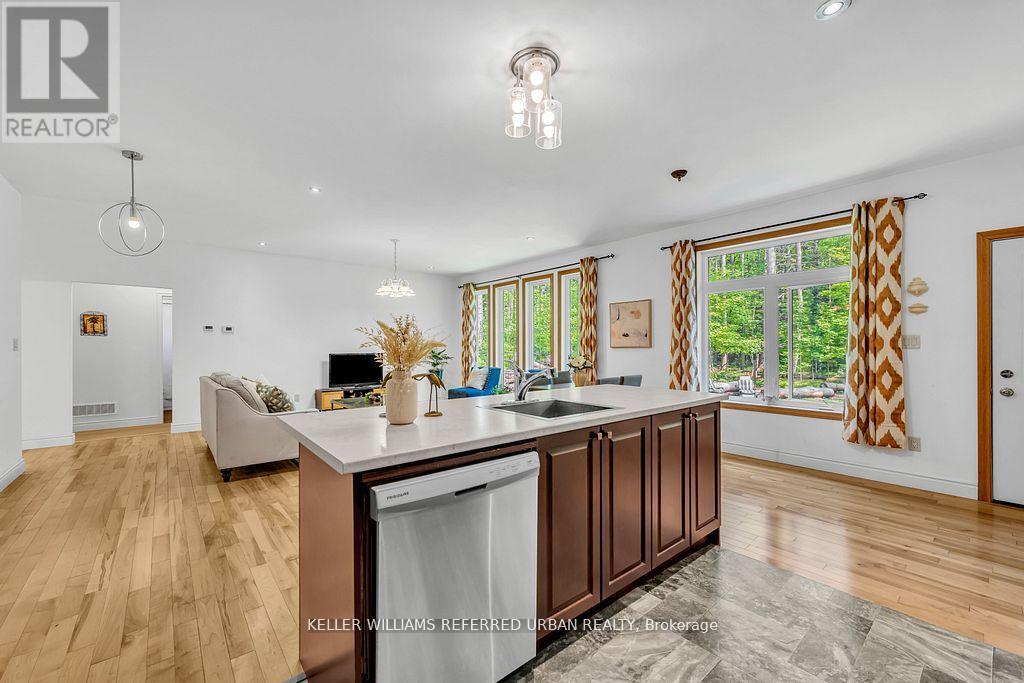Photo 9 of 51 Pine Grove Road, Trent Hills ON