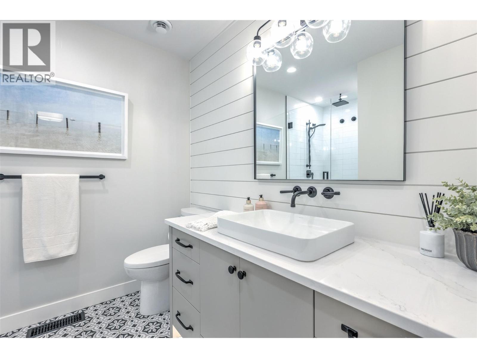 620 Cambridge Avenue, Kelowna
