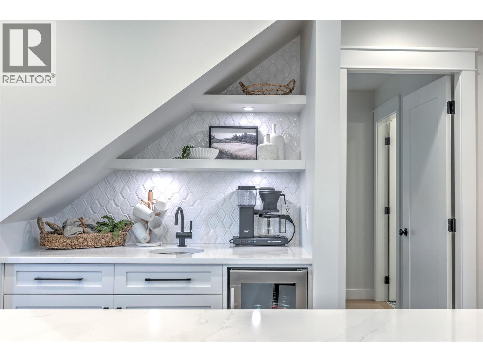  620 Cambridge Avenue, Kelowna