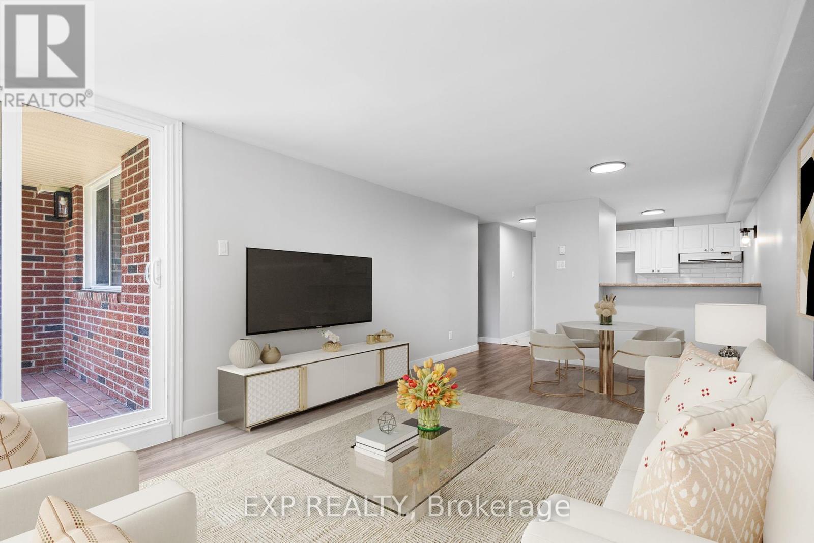 Photo 4 of 106 6470 Bilberry Drive, Ottawa ON
