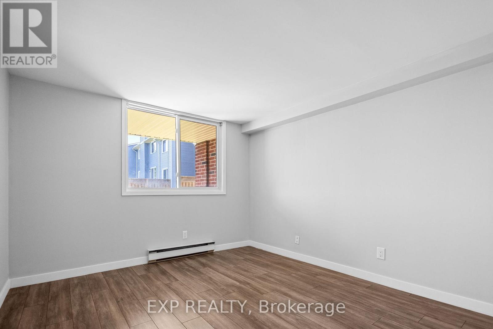 Photo 15 of 106 6470 Bilberry Drive, Ottawa ON