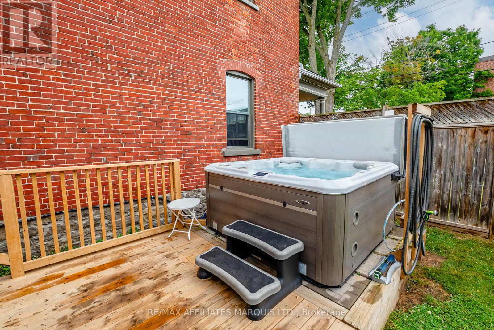 Photo 18 of 345 Sydney Street, Cornwall ON