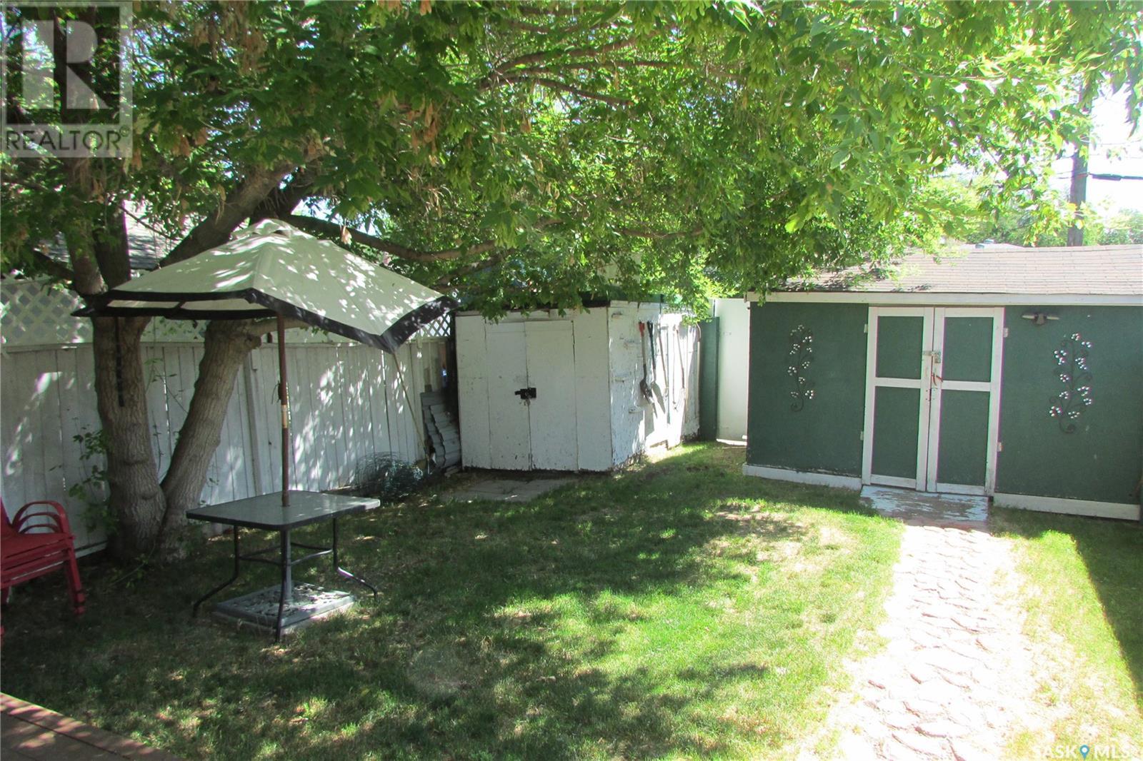 Single Family House Bungalow for Sale in  Connaught STREET Regina 