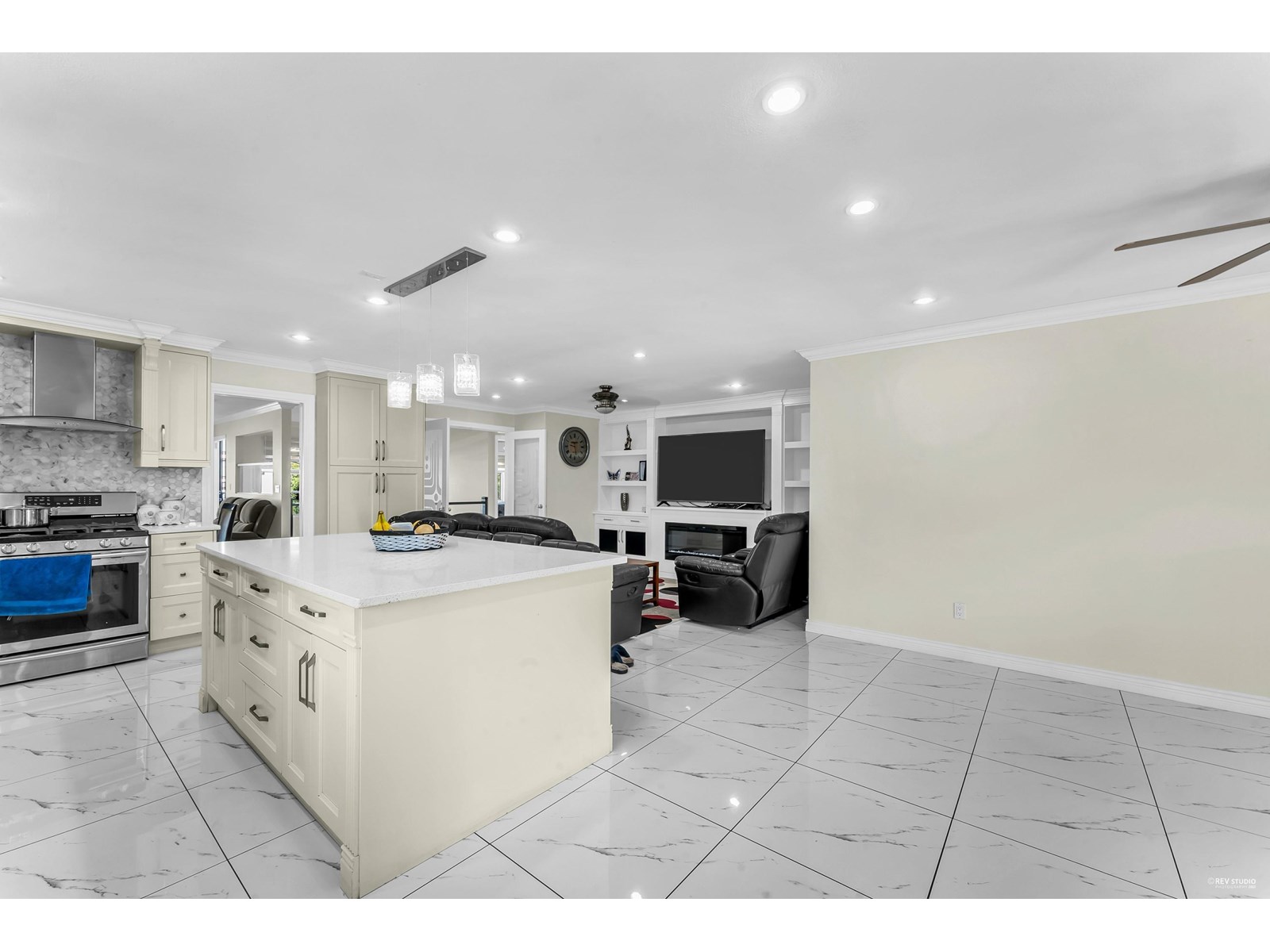 Photo 22 of 8036 133 A Street, Surrey BC