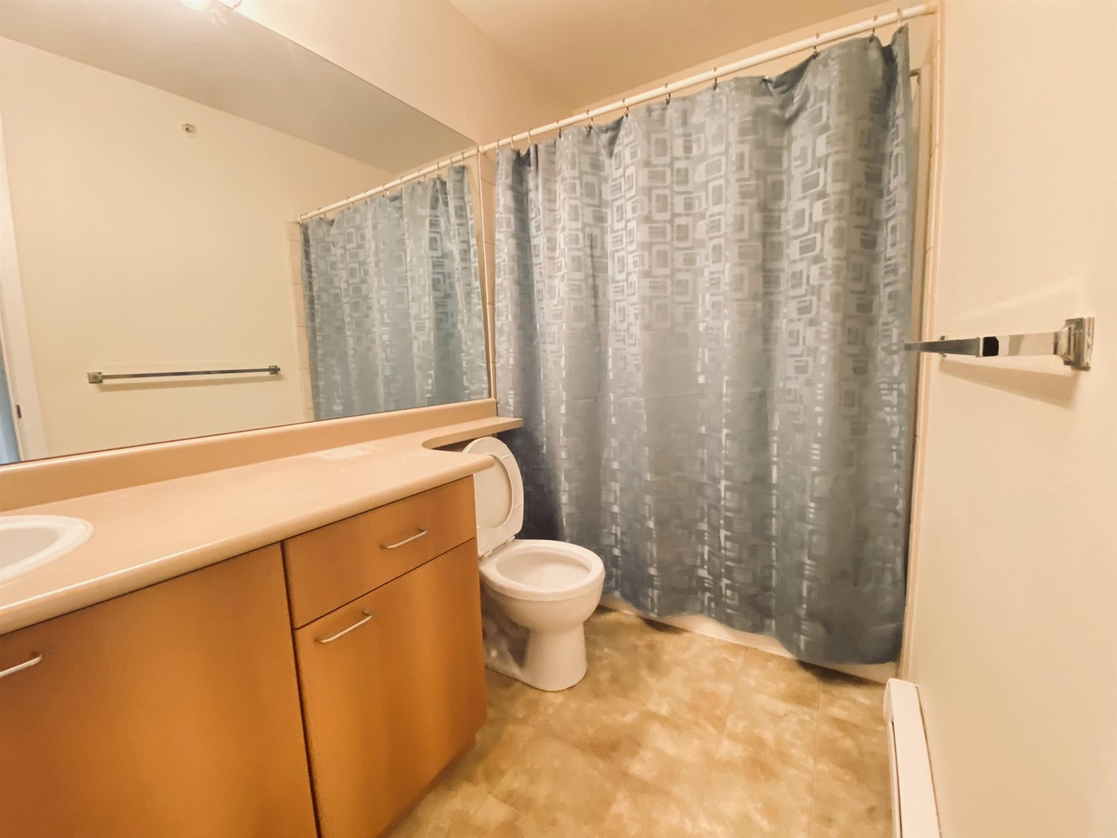 Photo 3 of 421 12083 92 A Avenue, Surrey BC