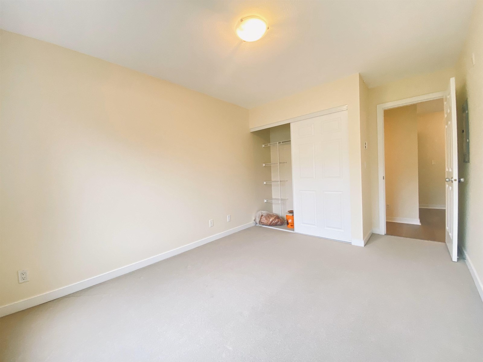 Photo 6 of 421 12083 92 A Avenue, Surrey BC