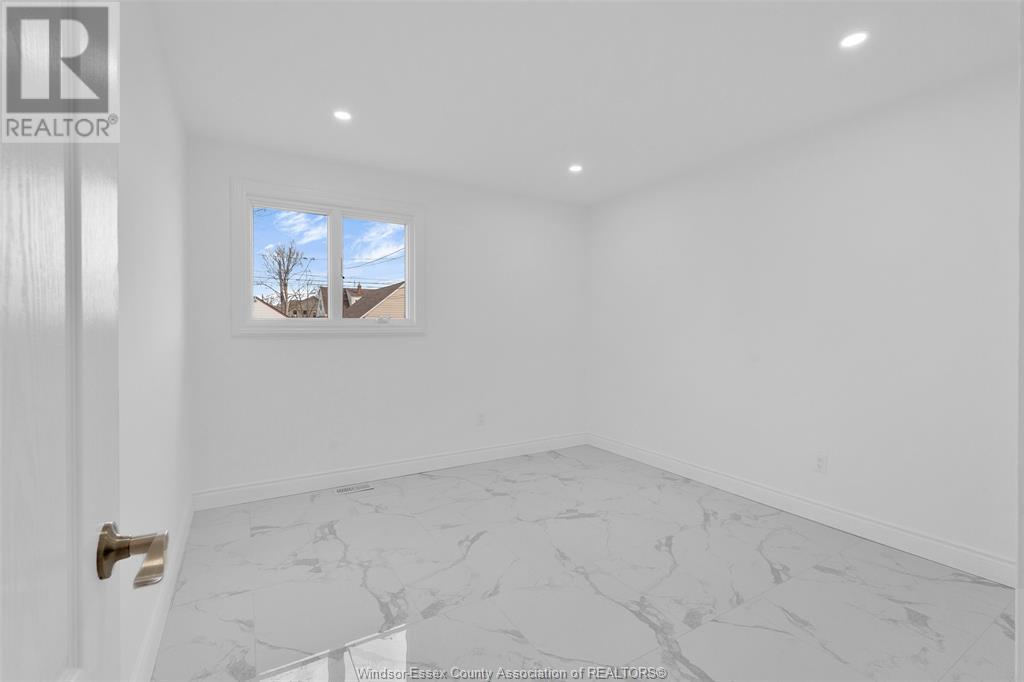 Photo 12 of 1510 Langlois, Windsor ON