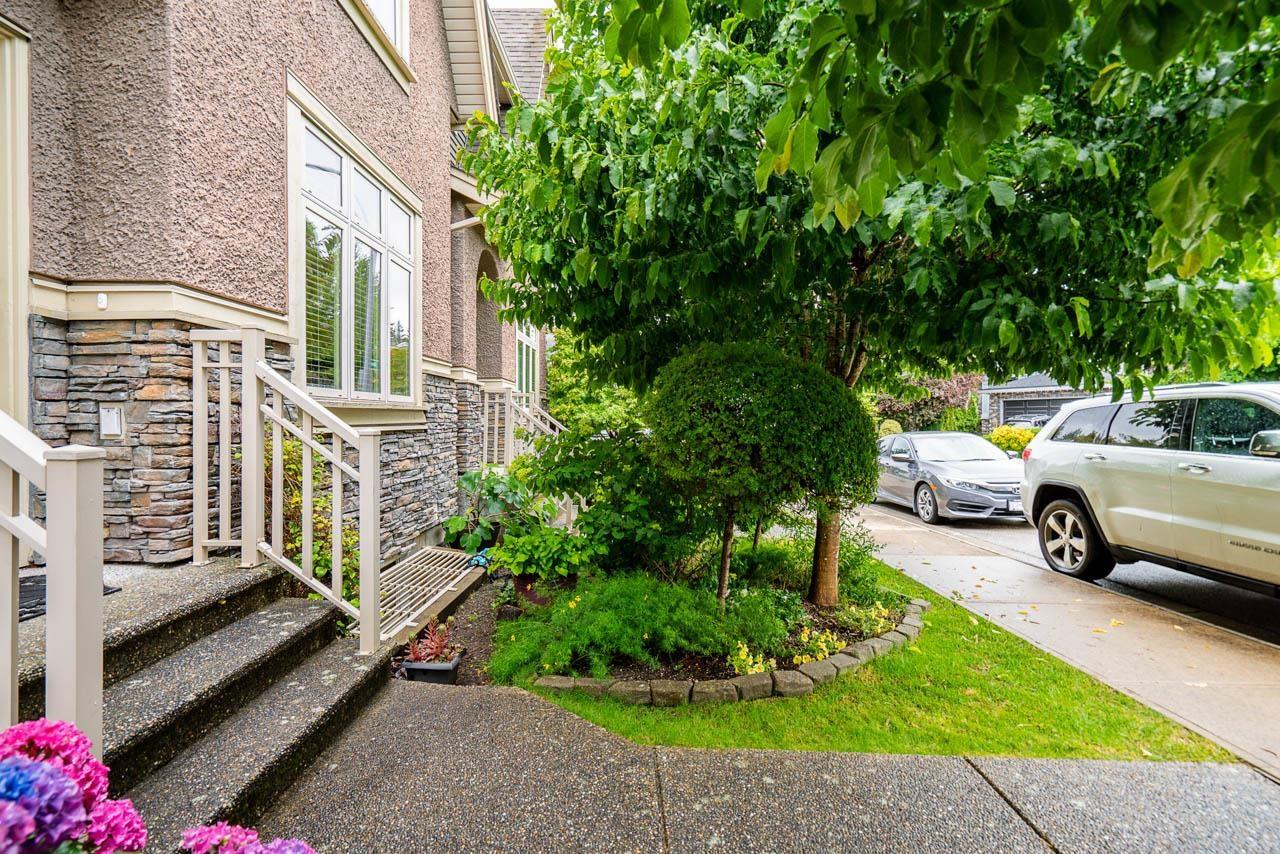 Photo 3 of 21165 77 B Avenue, Langley BC