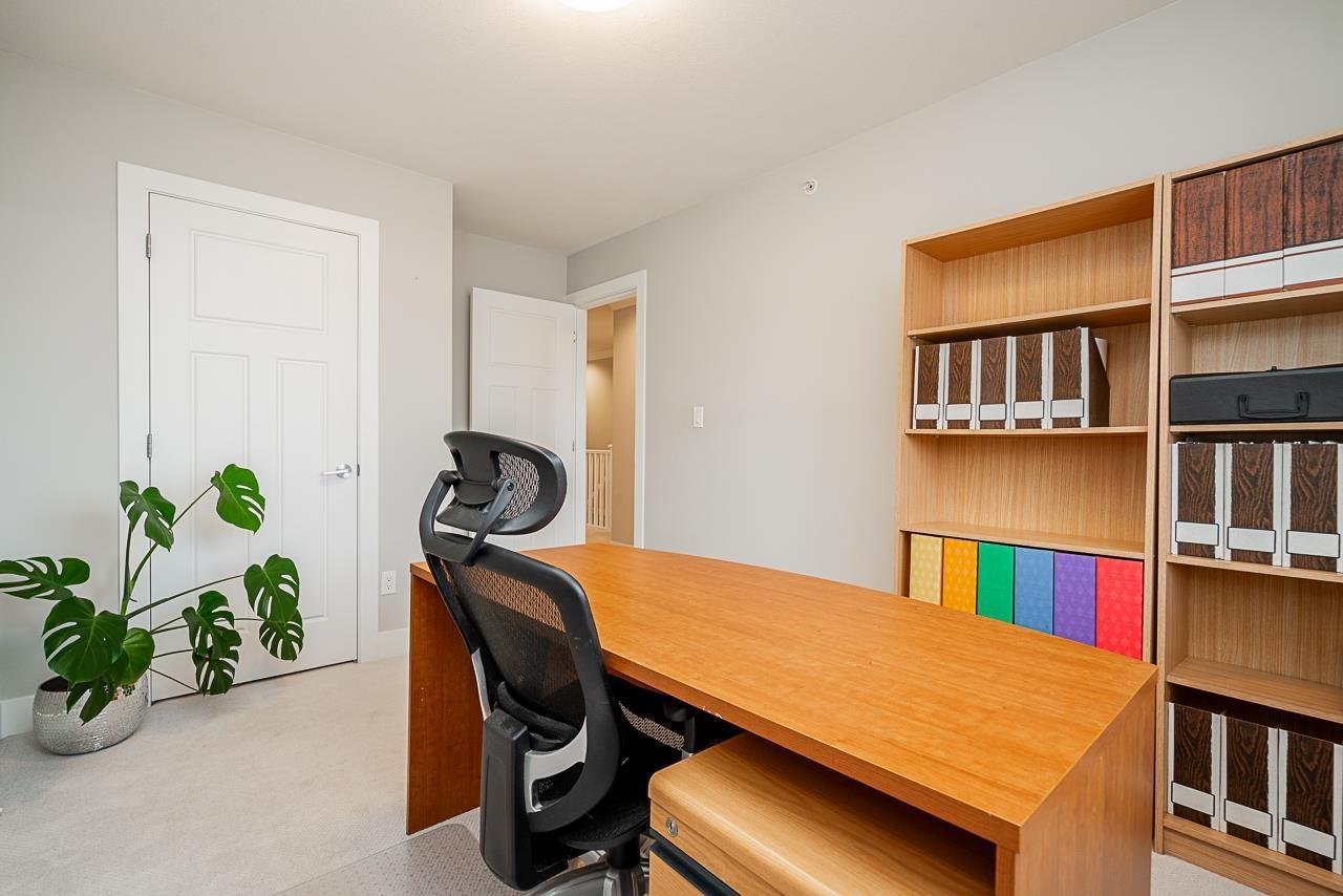 Photo 26 of 21165 77 B Avenue, Langley BC