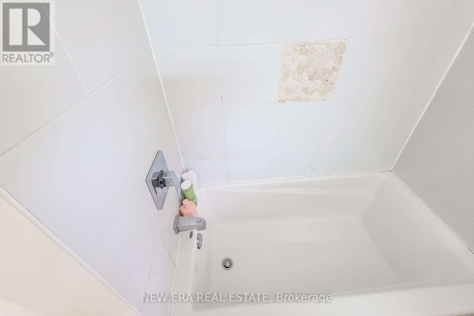 Photo 24 of 5322 Windermere Drive, Burlington ON