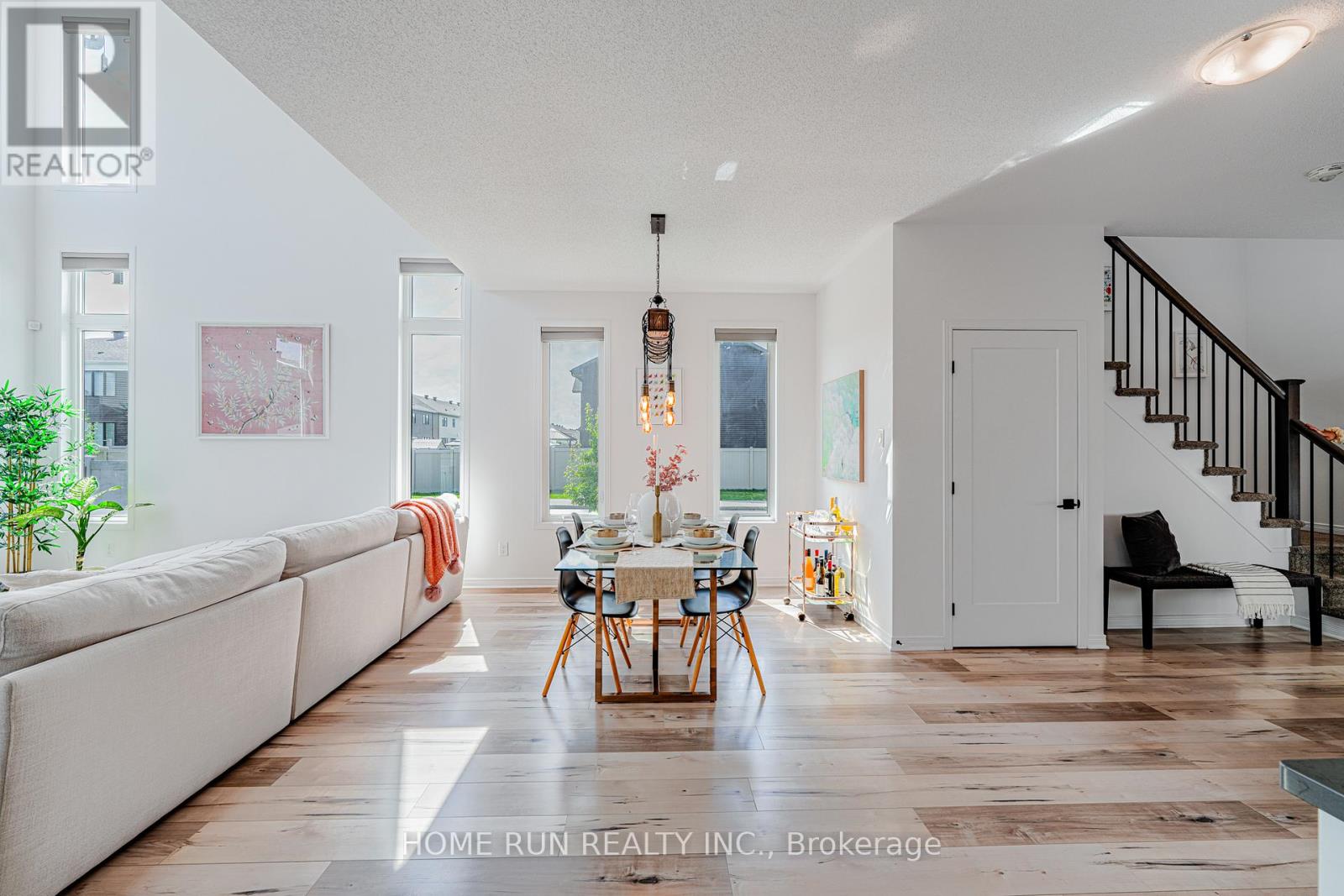 Photo 14 of 77 Defence Street, Ottawa ON