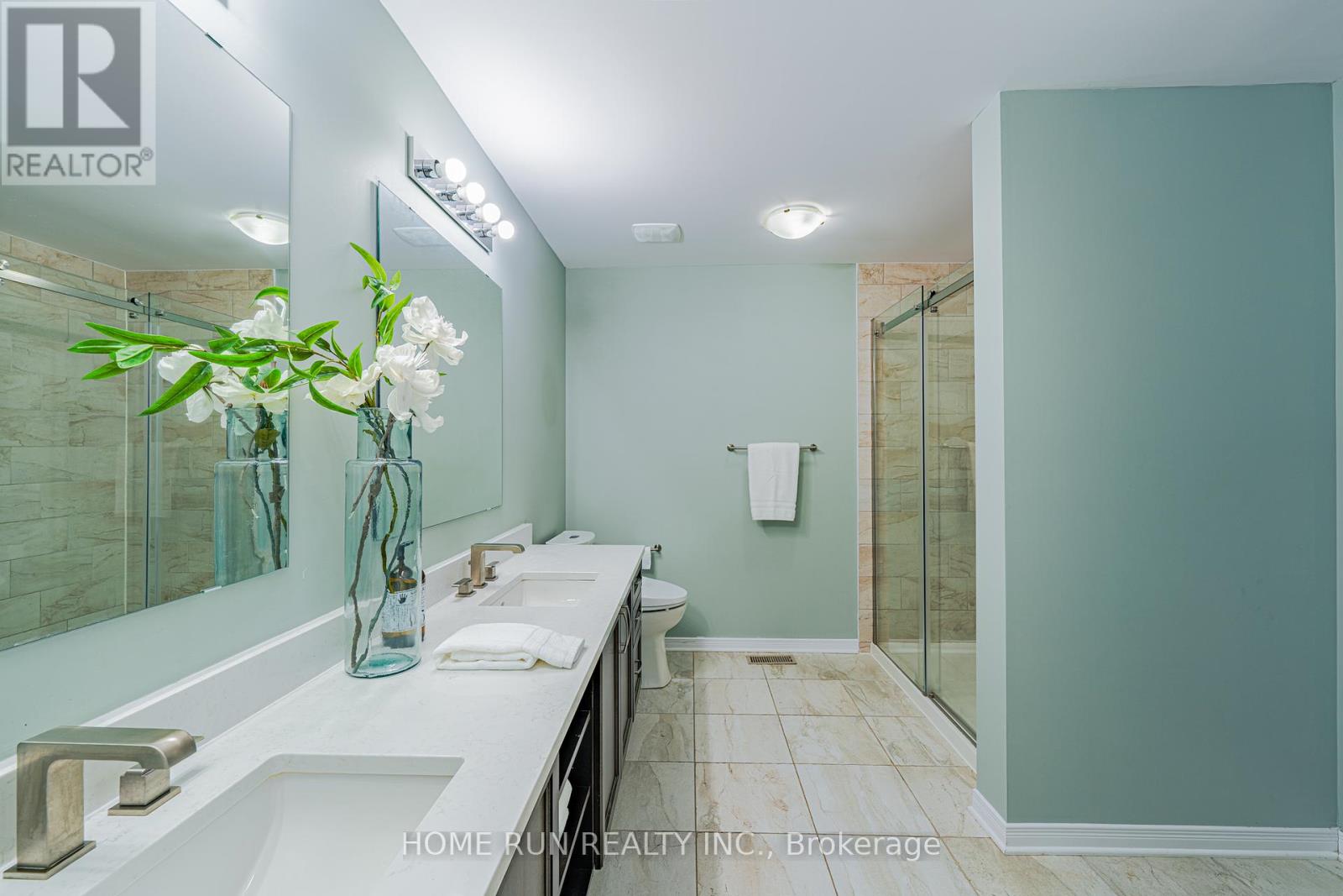 Photo 34 of 77 Defence Street, Ottawa ON