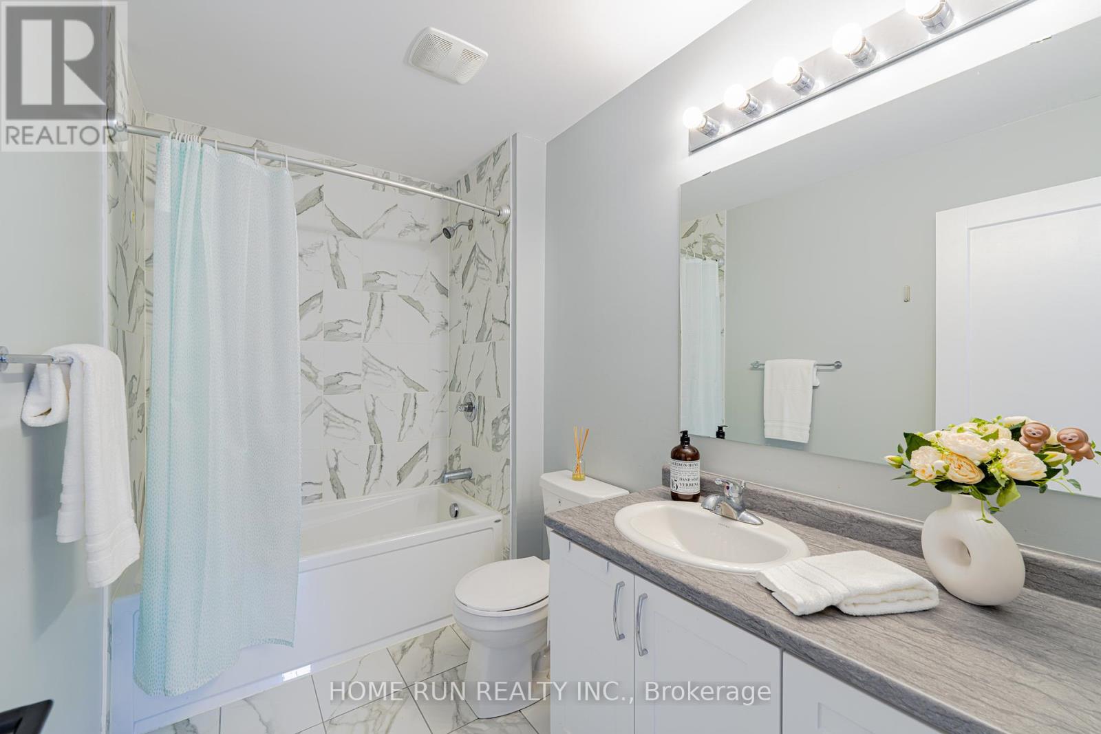 Photo 42 of 77 Defence Street, Ottawa ON