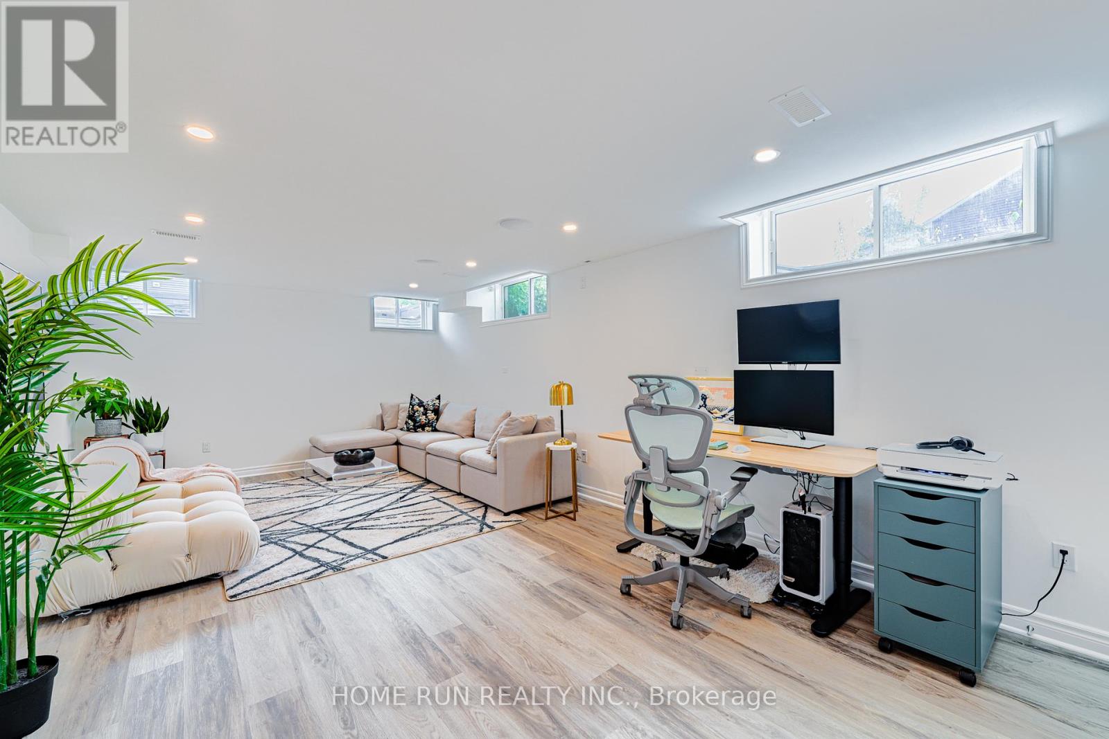 Photo 48 of 77 Defence Street, Ottawa ON