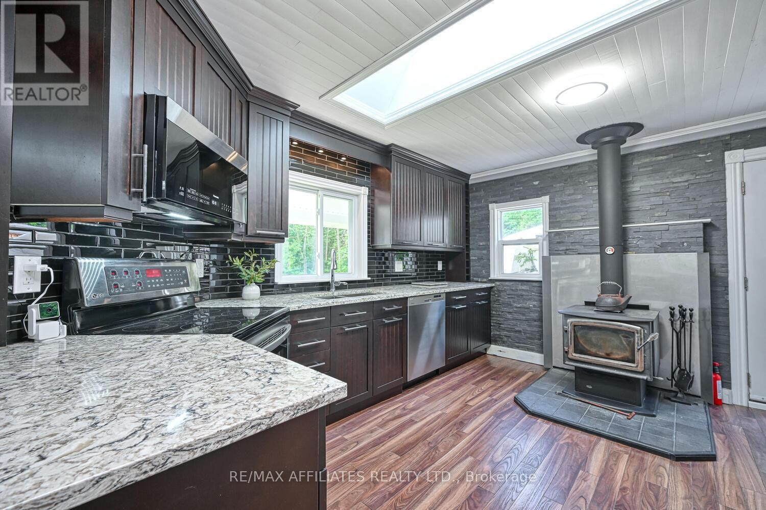 Photo 22 of 103 County 8 Road, Elizabethtownkitley ON