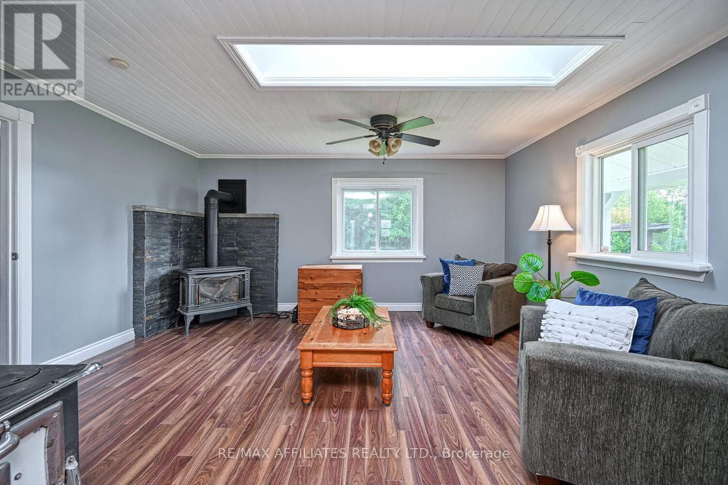 Photo 23 of 103 County 8 Road, Elizabethtownkitley ON