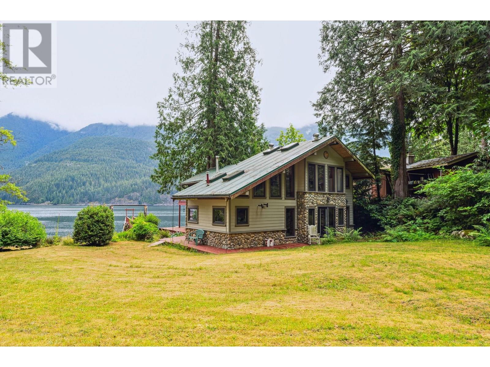 12&13 COLDWELL BEACH, North Vancouver