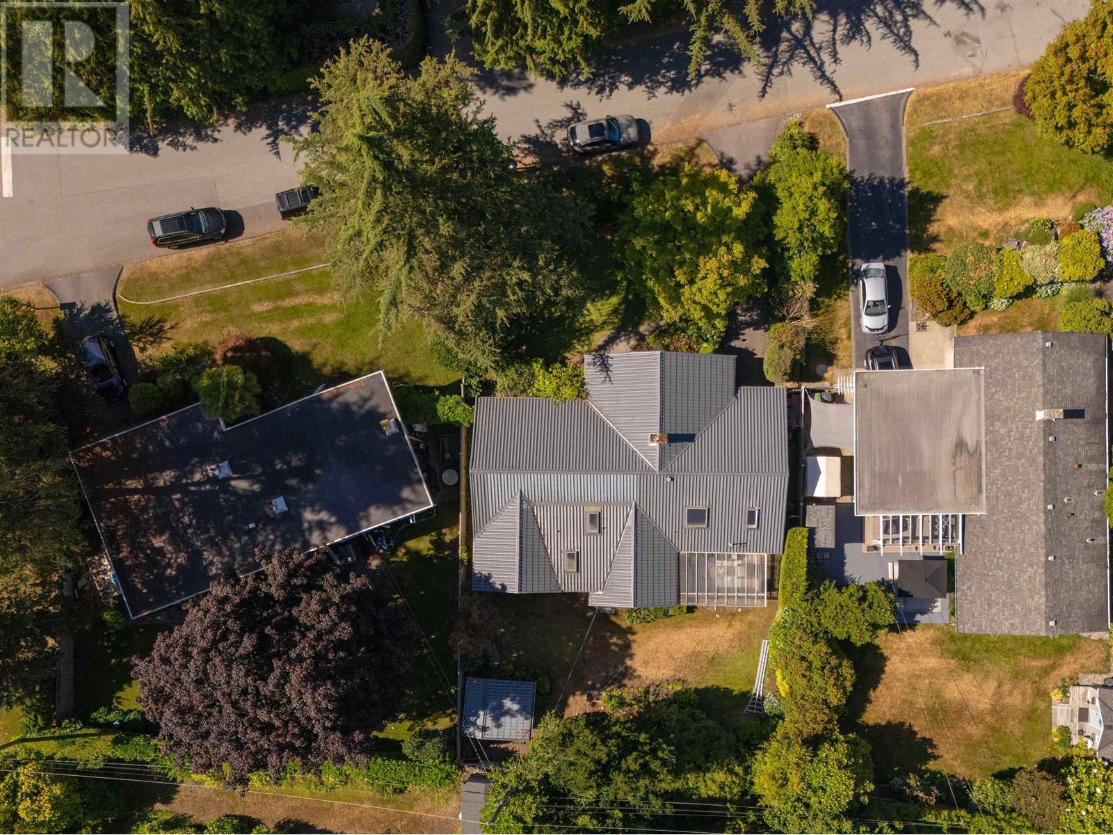 Photo 27 of 668 Westhyde Place, North Vancouver BC