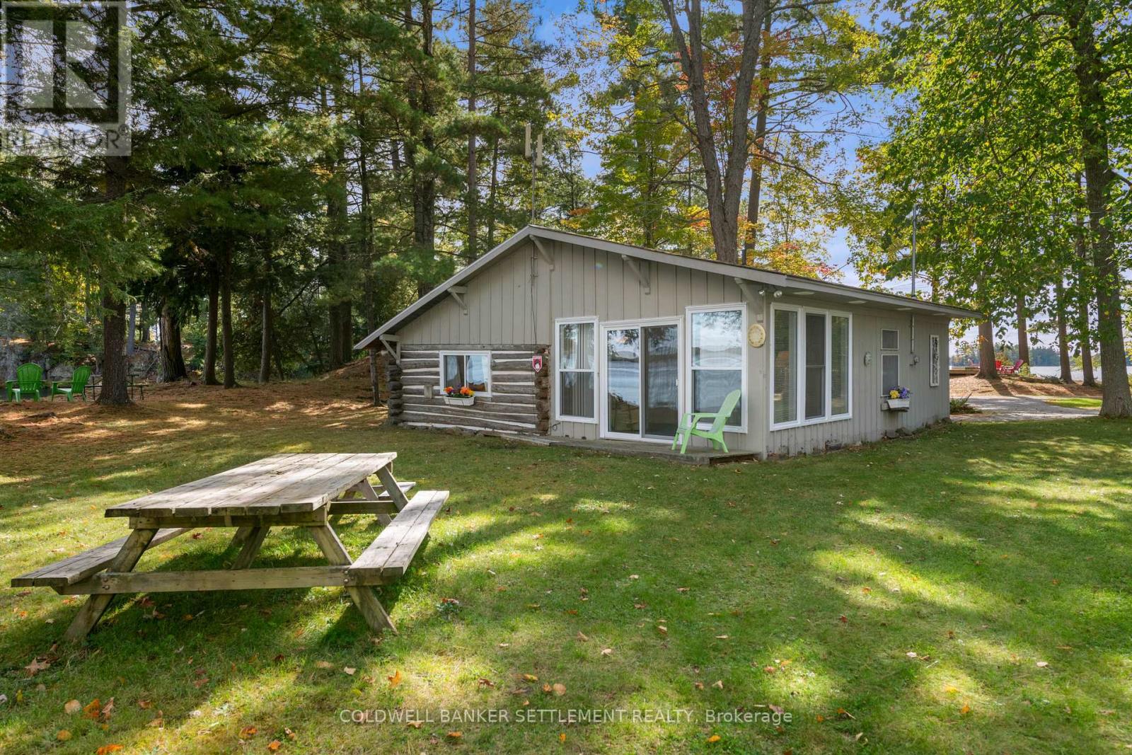 Photo 14 of 300 302 Isobel Lane, Tay Valley ON