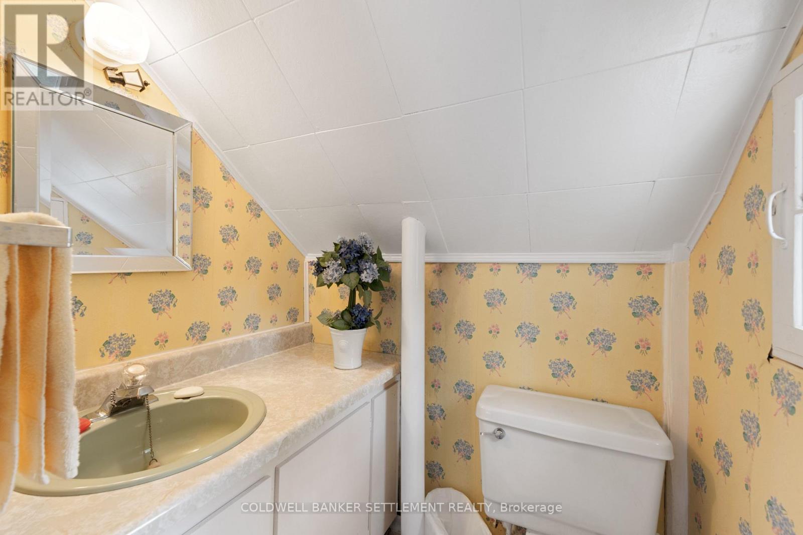 Photo 21 of 300 302 Isobel Lane, Tay Valley ON