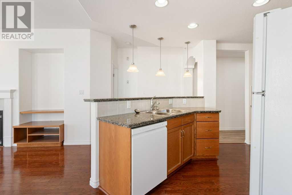 Single Family House for Sale in    Avenue NW Hounsfield Heights/Briar Hill Calgary 