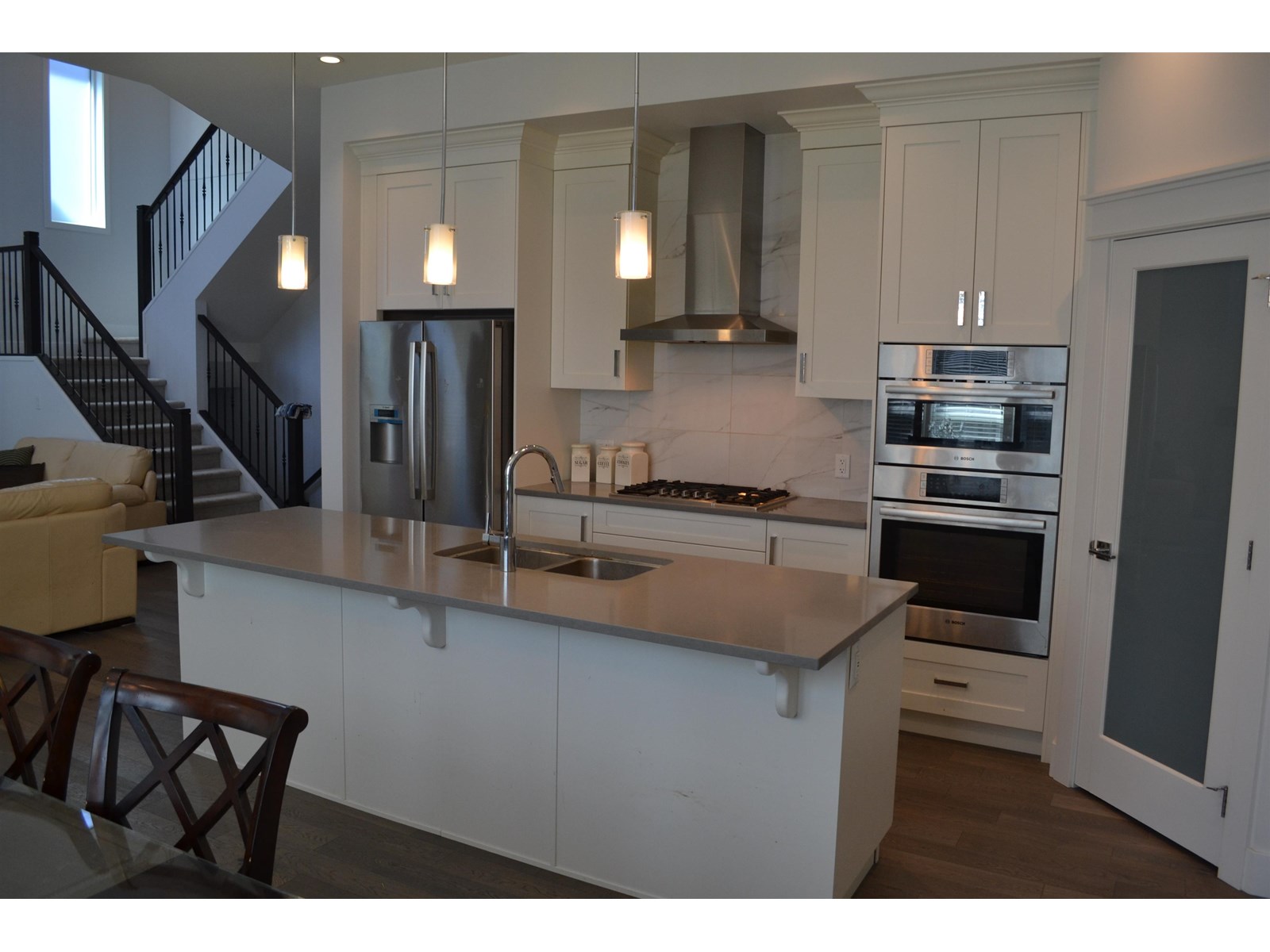 Photo 4 of 2122 167 Street, Surrey BC