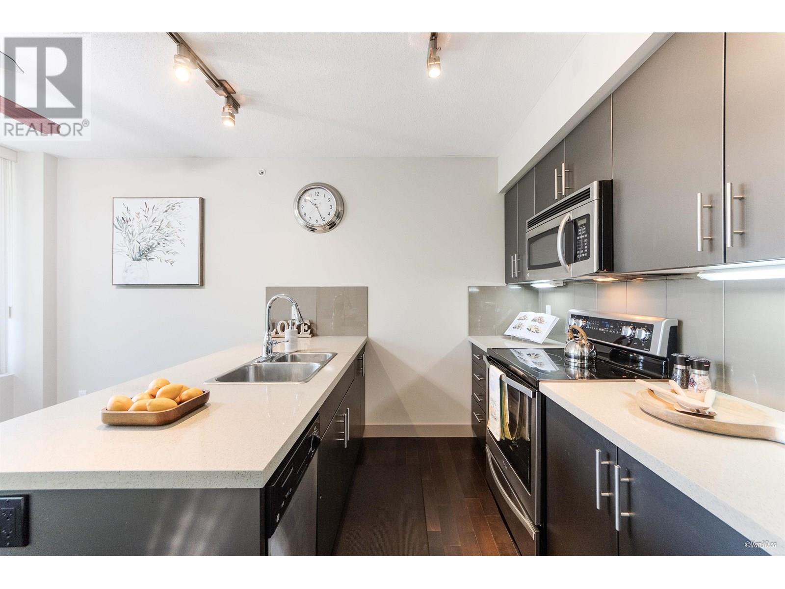 Photo 21 of 305 9009 Cornerstone Mews, Burnaby BC