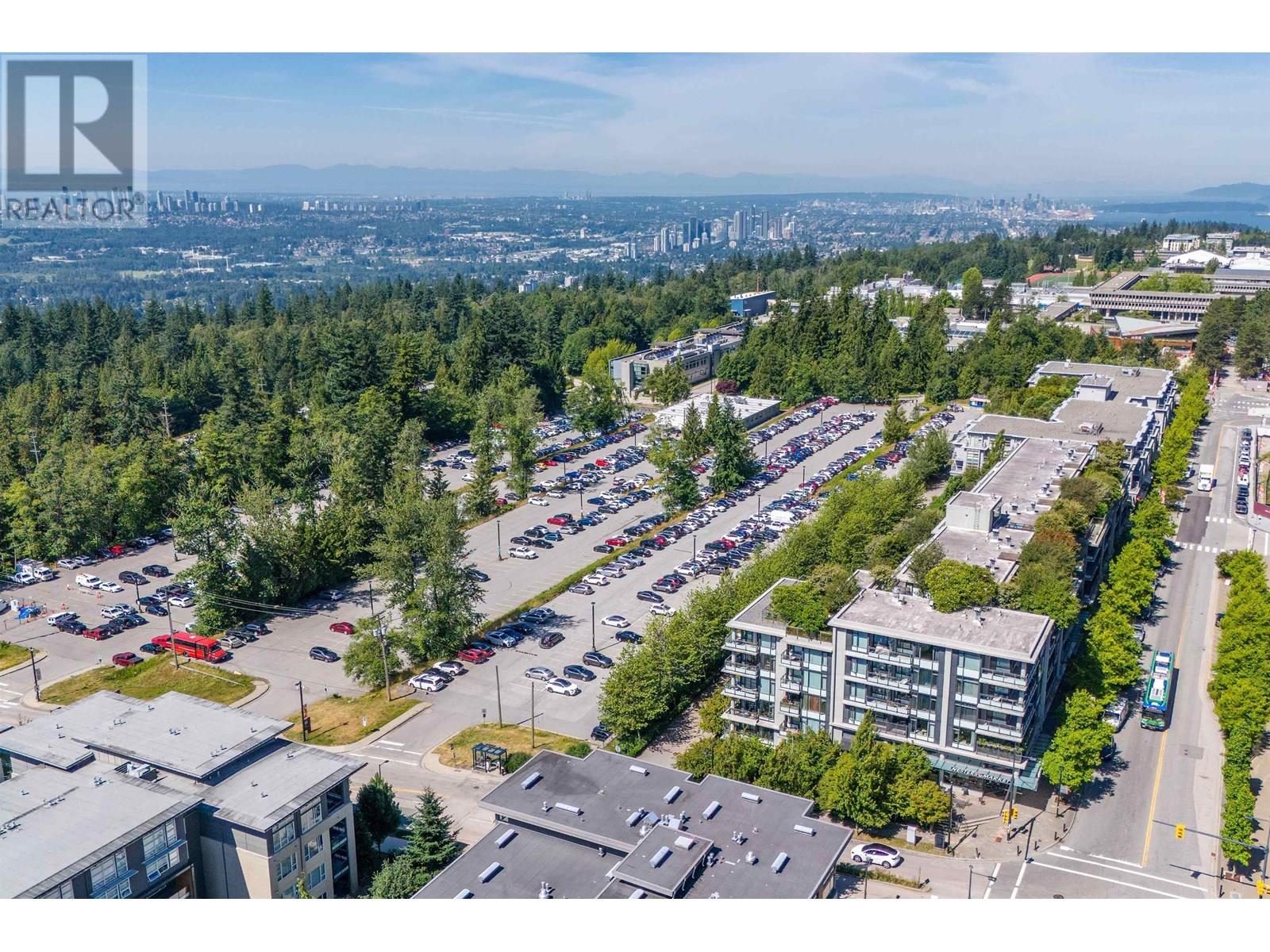 Photo 8 of 305 9009 Cornerstone Mews, Burnaby BC