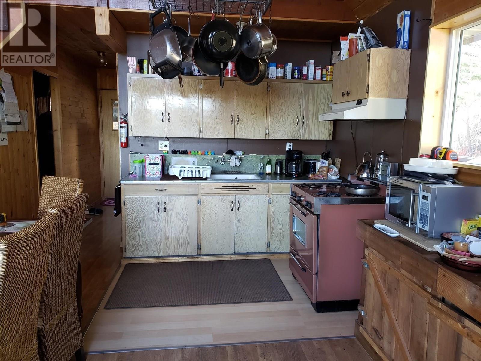7589 JULSRUD ROAD, Lone Butte