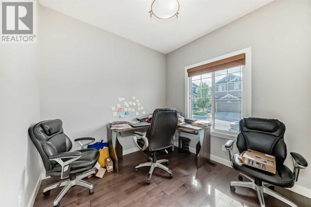 Single Family House for Sale in  Nolancrest Rise NW Nolan Hill Calgary 