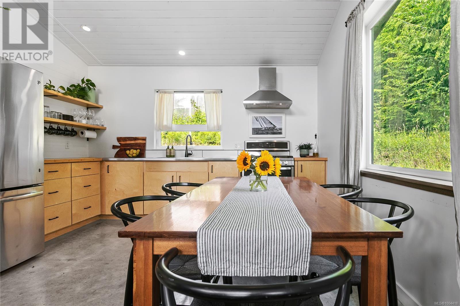 3952 Trailhead Dr, Sooke
