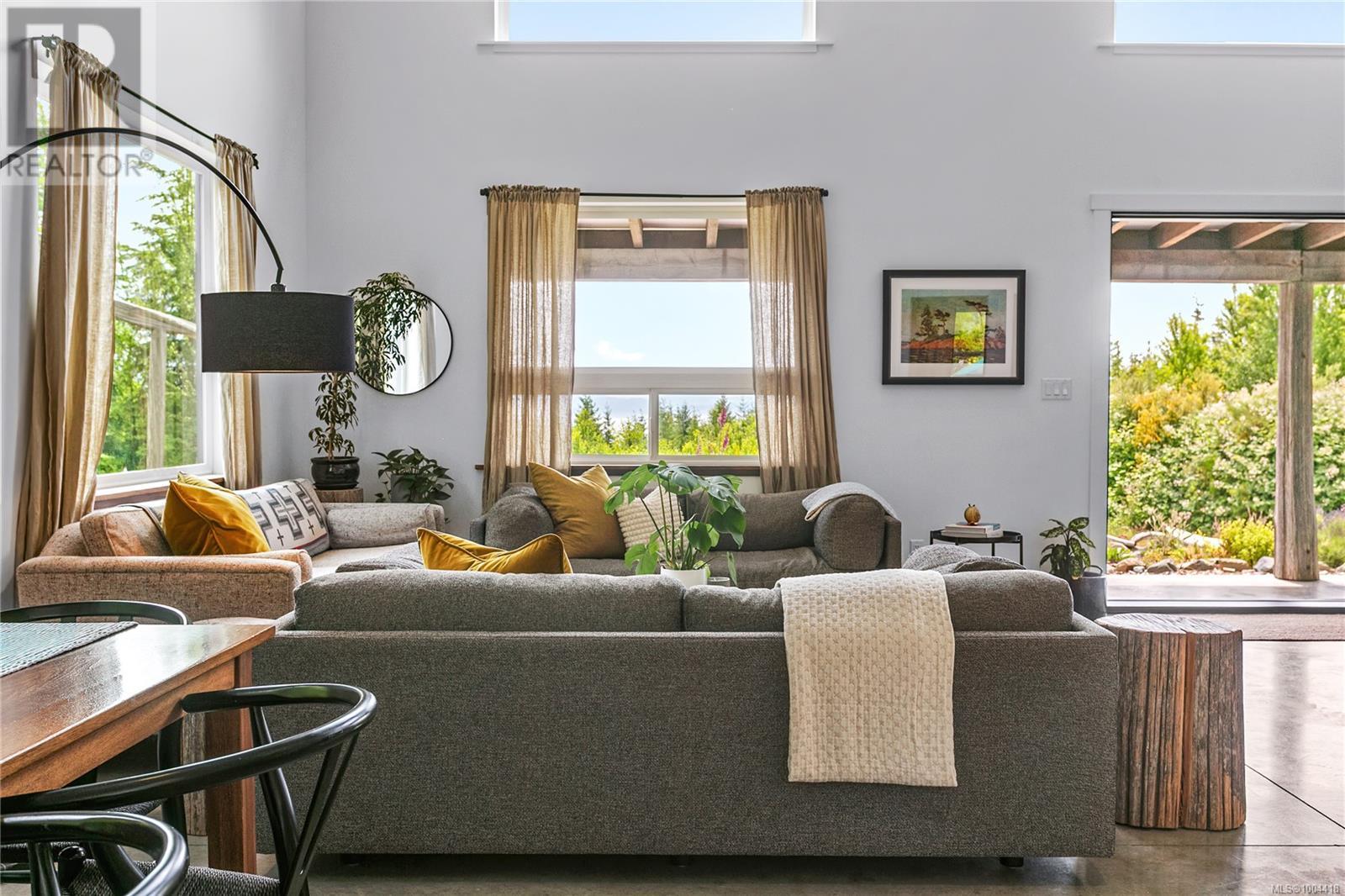 3952 Trailhead Dr, Sooke