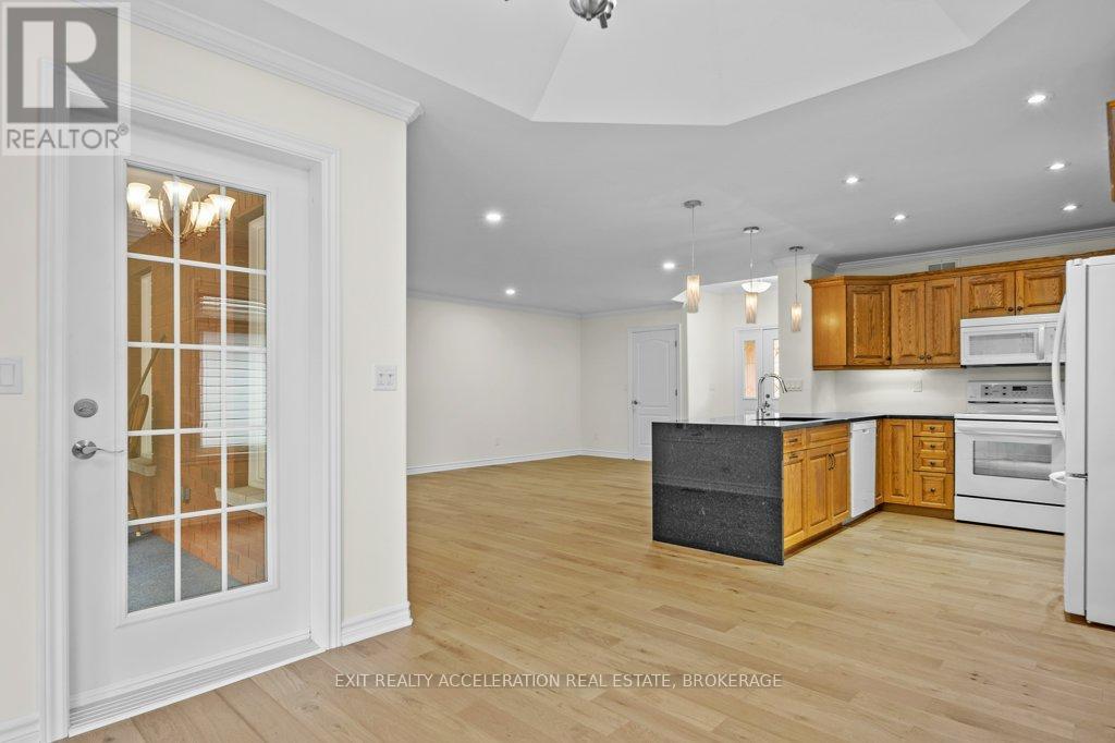 Photo 34 of 71 Mccabe Street, Greater Napanee ON