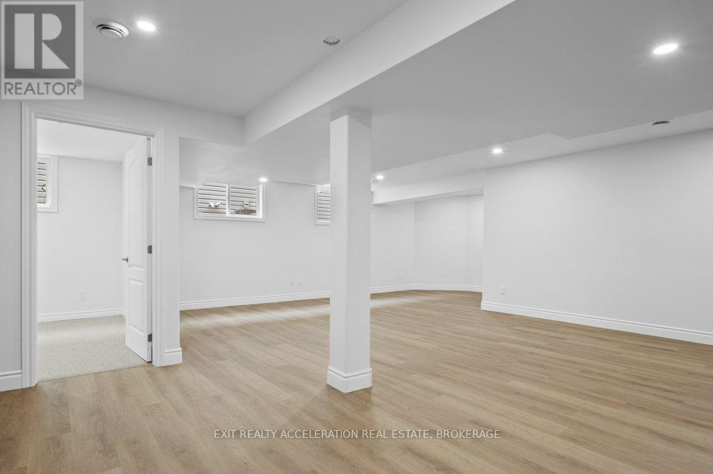 Photo 37 of 71 Mccabe Street, Greater Napanee ON