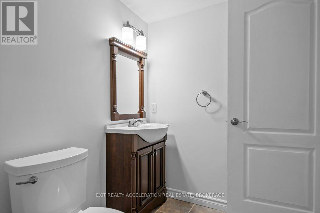 Photo 28 of 71 Mccabe Street, Greater Napanee ON