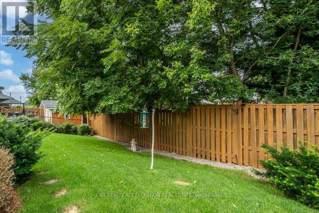 Photo 5 of 71 Mccabe Street, Greater Napanee ON