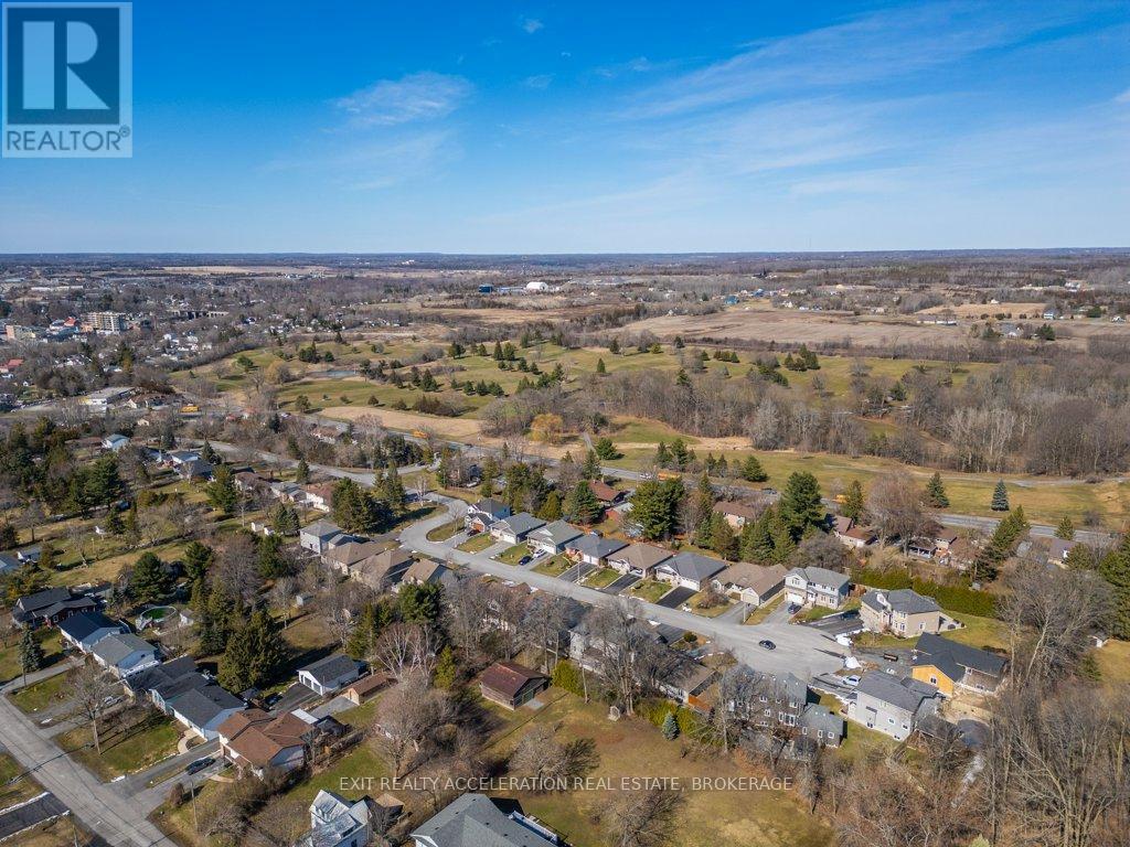 Photo 27 of 71 Mccabe Street, Greater Napanee ON