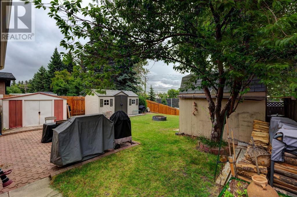 628 Cantrell Drive SW, Calgary, Alberta