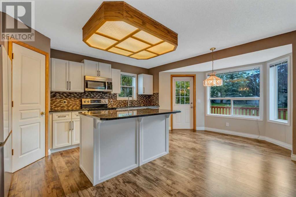 Single Family House for Sale in  Citadel Peak Mews NW Citadel Calgary 