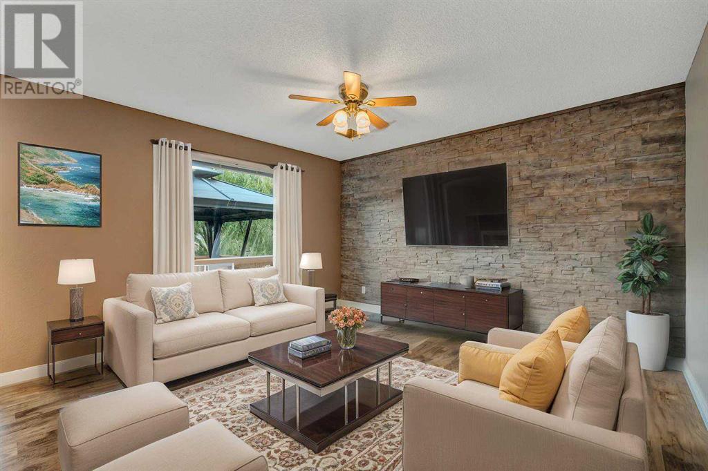 Single Family House for Sale in  Citadel Peak Mews NW Citadel Calgary 