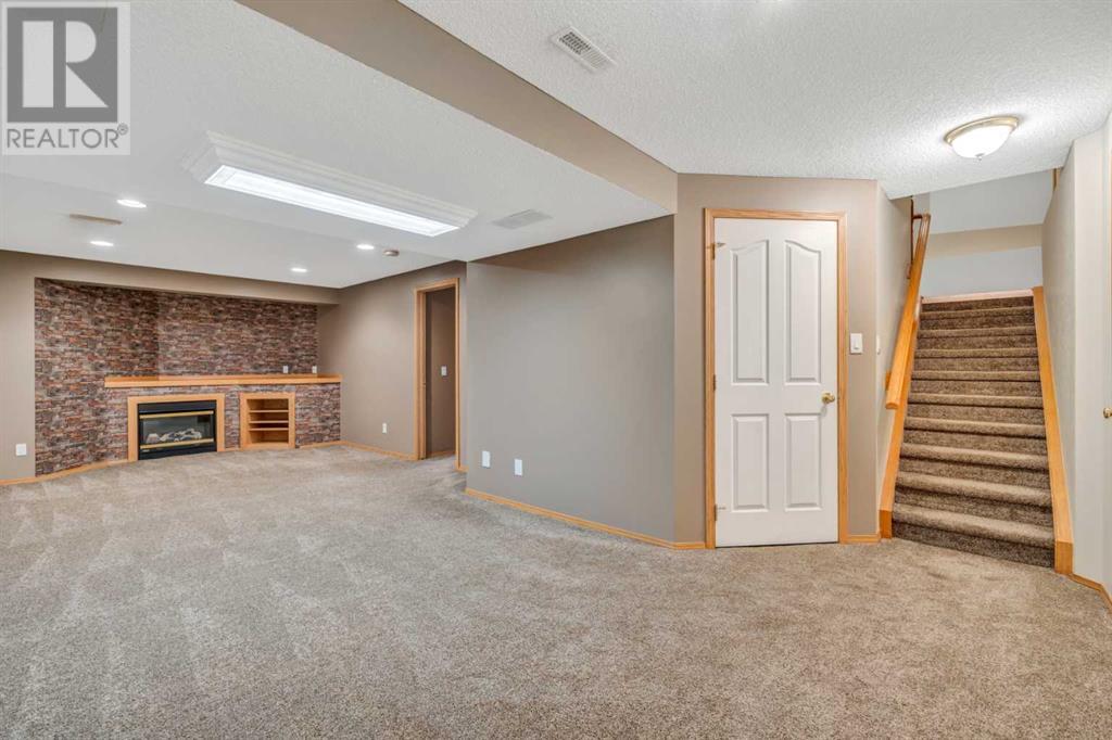 Single Family House for Sale in  Citadel Peak Mews NW Citadel Calgary 
