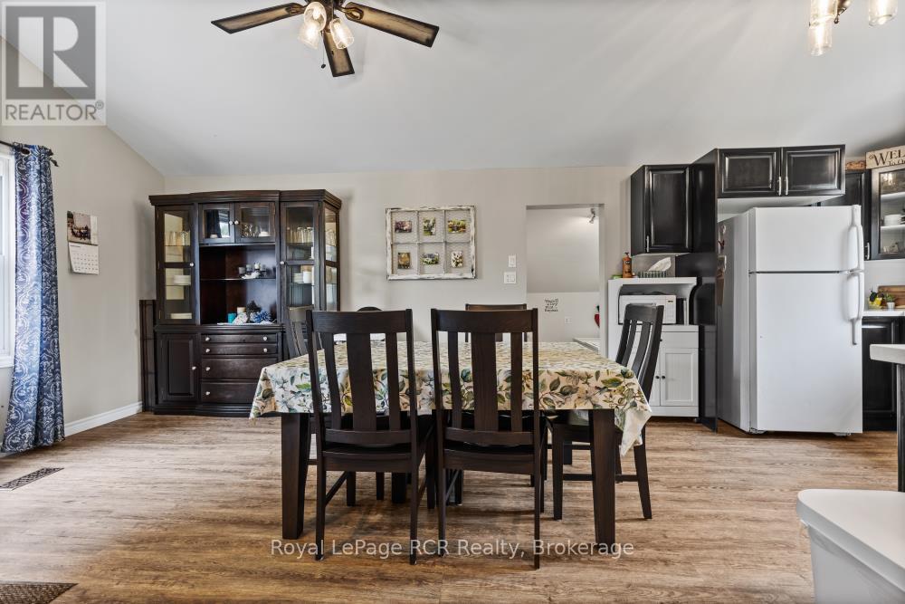 Photo 36 of 45001 Lakelet Road, Howick ON