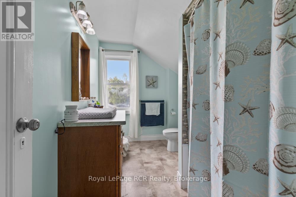 Photo 19 of 45001 Lakelet Road, Howick ON