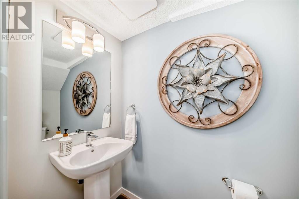 Single Family House for Sale in  Cranbrook Square SE Cranston Calgary 
