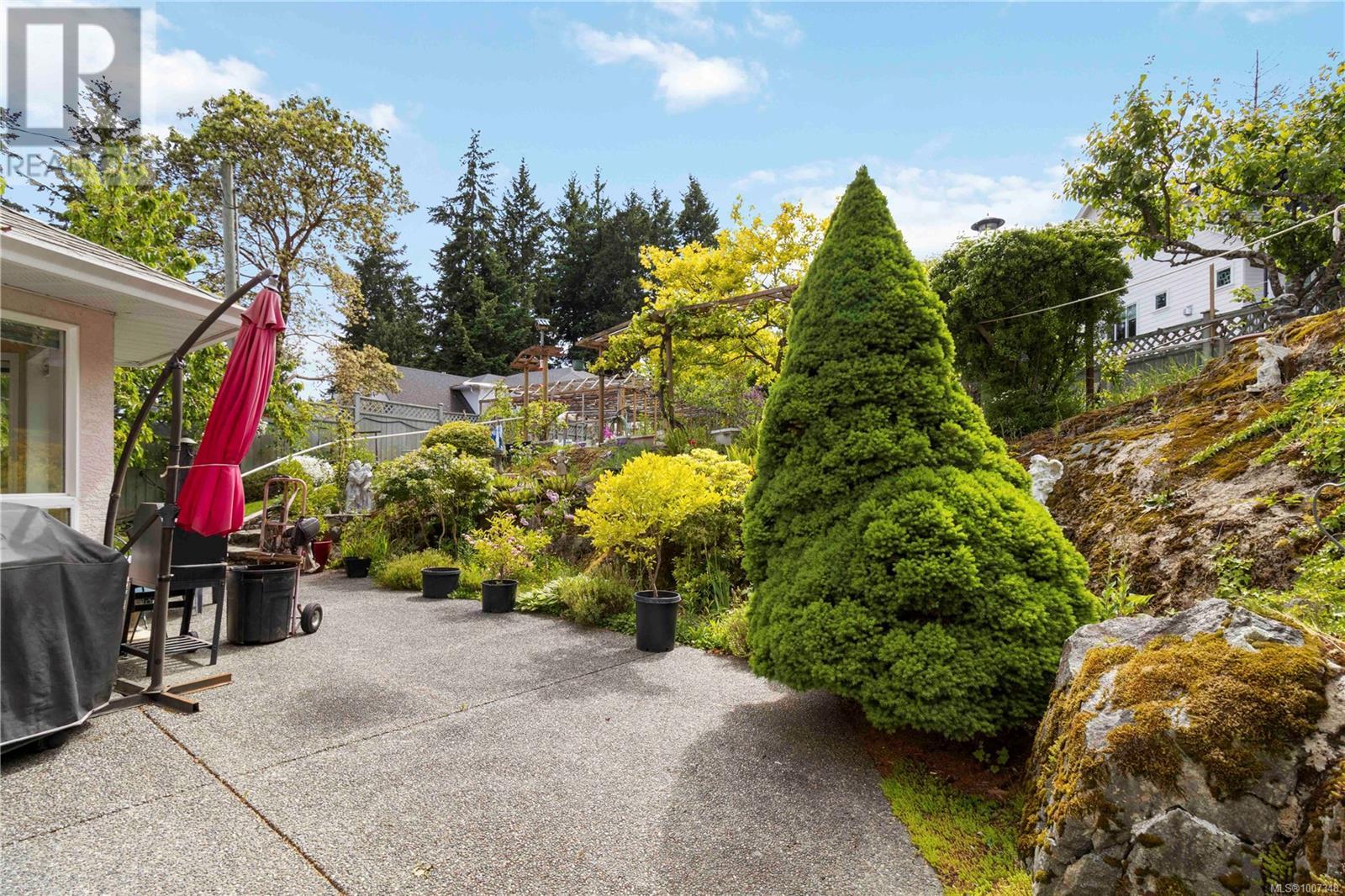 Photo 31 of 2350 Setchfield Ave, Langford BC