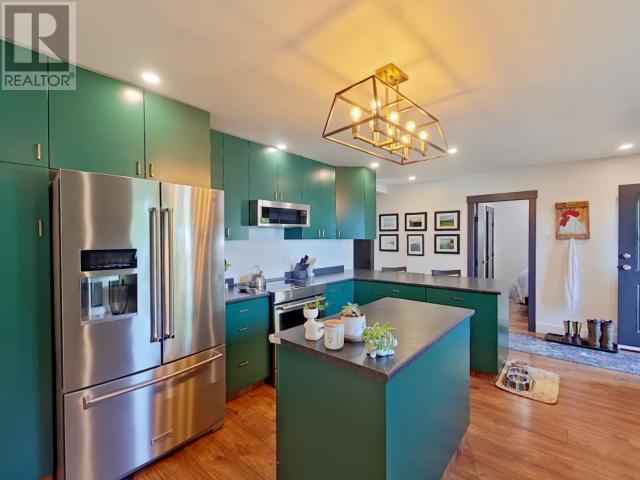 2545 SMELTER AVE, Texada Island